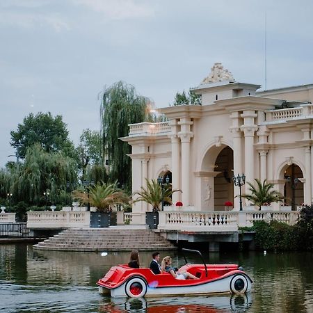 Hotel Venecia Palace Michałowice エクステリア 写真